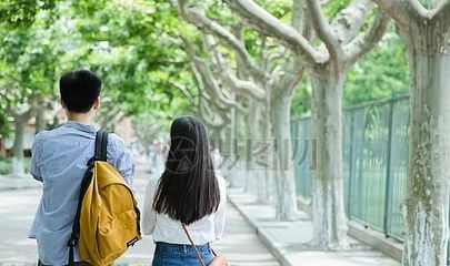 短剧死了的豪门前妻回来了免费在线观看_死了的前男友回来了免费--第1张