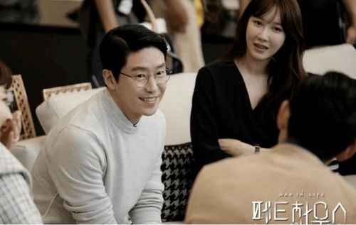 短剧回到民国当土豪免费在线观看_回到民国当名媛电视剧--第1张