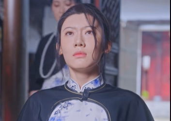 短剧疯批少帅又把小妈沉塘了免费在线观看--第1张