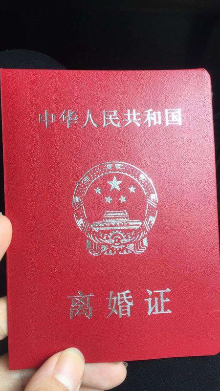 短剧影后老婆离婚后，我火遍全网免费在线观看_影后老婆求领证全文免费阅读--第1张
