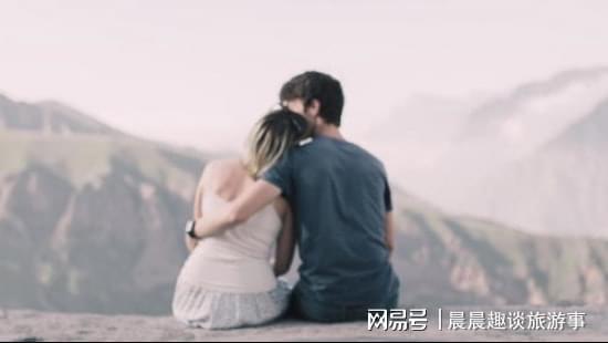 短剧无法触摸的爱&被偷走的人生免费在线观看_无法触碰的爱书籍--第1张
