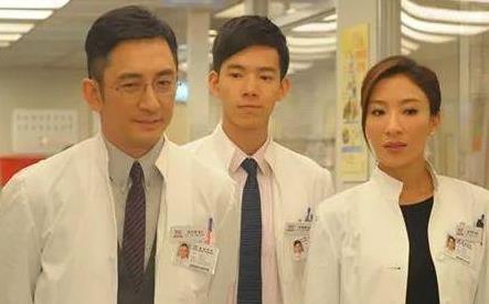 短剧四爷你家娇妻马甲又掉了免费在线观看_四爷你家小妻马甲又掉了--第1张