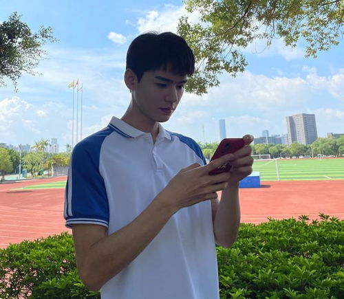 短剧回到爸妈十九岁免费在线观看_回到爸妈少年时--第1张