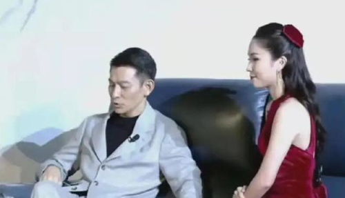热播短剧天王巨星从向前妻下跪天开始免费在线观看_天王巨星从签到开始笔趣阁--第1张