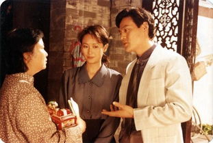 短剧二婚嫁霸总，她被宠上天免费在线观看_二婚嫁给霸道老总txt--第1张
