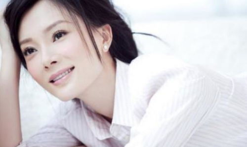 短剧离婚后从弃妇开始免费在线观看_小说离婚后,弃妇高不可攀!--第1张