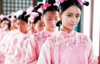 短剧贴身女侍卫的契约婚姻免费在线观看_贴身侍卫女主--第1张
