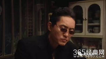 短剧五年后她携崽归来炸翻大佬团&复仇之五年后携崽归来免费在线观看--第1张