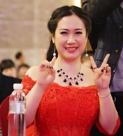 短剧再婚后，本富婆不装了可凡&赵琪琪免费在线观看的简单介绍--第1张