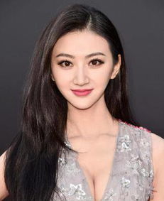 短剧万人迷女神阚梓艺免费在线观看_万人迷女演员--第1张