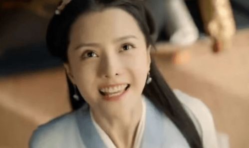 短剧在贬值后的世界当神豪免费在线观看_钱在贬值--第1张