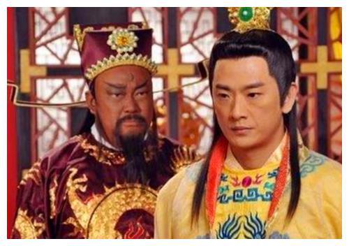 短剧皇上，废后她又双叒掉马了免费在线观看_皇上废后她又双叒掉马了--第1张
