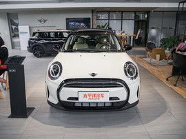 马3两厢车价位和图片_马3两箱车--第1张