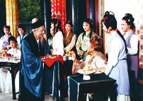 短剧神王的女帝老婆我的傲娇女帝老婆震世龙魂全集观看_女帝的王夫--第1张