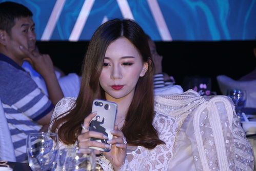 热播短剧新版：重生从前女友婚礼现场开始免费在线观看_重生前女友婚礼唱特别的爱给特别的你小说--第1张