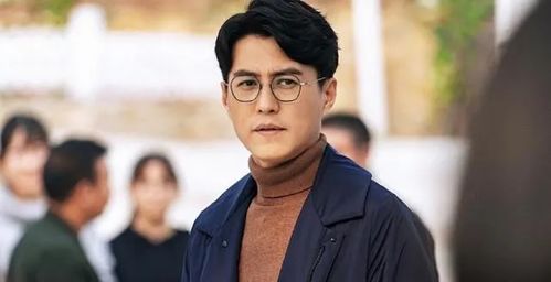 热播短剧女霸总的贴身神医免费在线观看_女霸道总裁的贴身神医--第1张