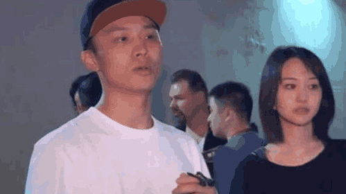 短剧离婚后周律师他对我死缠烂打完整版_短剧离婚后周律师他对我死缠烂打完整版--第1张