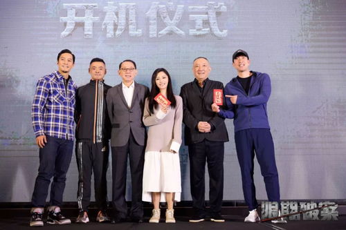 热播短剧-五年后她携崽归来炸翻大佬团&复仇之五年后携崽归来免费在线观看--第1张