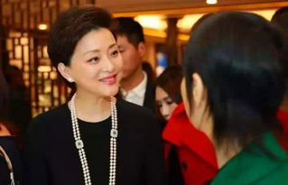 热播短剧总裁夫人竟是女首富免费在线观看_总裁夫人是什么--第1张