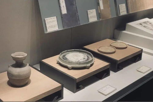 短剧带着药箱闯古代全集观看_带着药箱穿越古代--第1张