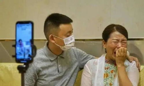 热播短剧离婚后，周律师他对我死缠烂打免费在线观看_离婚律师续集--第1张
