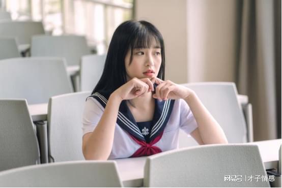 短剧传奇外卖员之美女找上门全集观看--第1张
