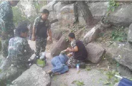 短剧重生后我和老公联手虐渣男全集观看_短剧重生后我和老公联手虐渣男全集观看免费--第1张