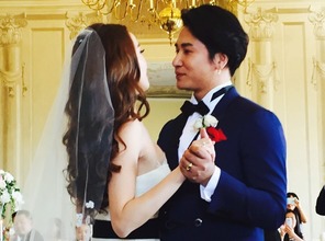 短剧离婚当晚前妻脸被打肿了短剧完整版 离婚当晚，前妻脸被打肿了！短剧完整版--第1张
