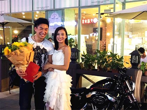 短剧离婚后我被美女跪地求婚离婚从被求婚开始短剧完整版 离婚后我被美女跪地求婚——短剧从被求婚开始到完整版--第1张