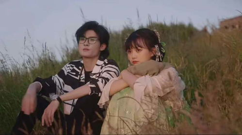 短剧再见前任离婚后嫁给了前夫的叔叔短剧完整版 短剧再见前任离婚后嫁给了前夫的叔叔--第1张