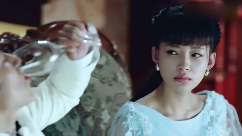 短剧四爷夫人又和人打起来了四爷的硬核小娇妻夫人她是个小作精短剧完整版 短剧，四爷夫人又和人打起来了！四爷的硬核小娇妻夫人她是个小作精完整版--第1张