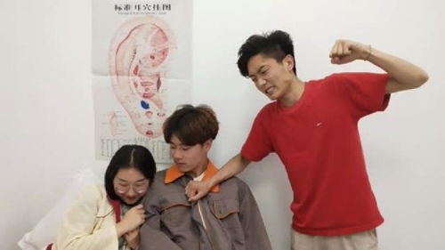 短剧老婆不许我低调短剧完整版 短剧老婆不许我低调完整版--第1张