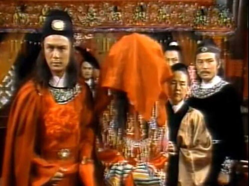 短剧震惊我能听到皇帝的心声短剧完整版 短剧震惊！我能听到皇帝的心声 短剧完整版--第1张