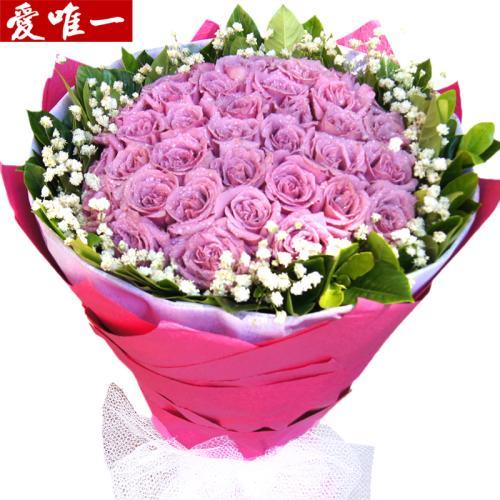 19朵白玫瑰花语是什么 19朵白玫瑰的花语，纯洁、浪漫、纯洁的爱情--第1张