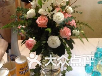 花里花店 花里花店，传递美丽与温馨的使者--第1张