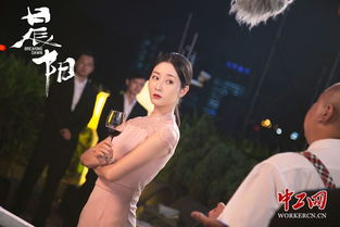  我和老板娘与凤同行，一部热播短剧的魅力，凤行之旅，我和老板娘的短剧故事--第1张