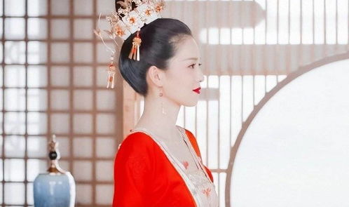  热播短剧嫡女的打脸日常在线免费观看全集，嫡女打脸日常，热播短剧中的打脸日常在线免费观看全集--第1张
