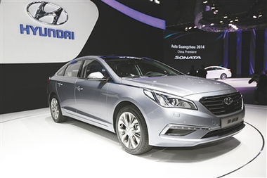 北京现代索纳塔suv_北京现代索纳塔索仪表台四个饰板一起780贵吗?--第1张