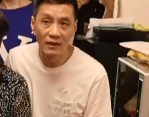  热播短剧战神大人三夫人给你生了个黑娃在线免费观看全集，战神三夫人黑娃免费在线全集--第1张