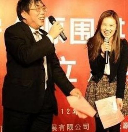  热播短剧替嫁后，墨总娇妻掐腰宠在线免费观看全集，替嫁后，墨总娇妻在线甜蜜蜜宠妻全集免费观看--第1张