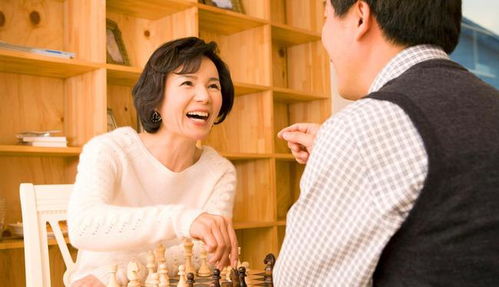  离婚后三个大佬都要娶我，在线免费观看全集，离婚后我成了大佬们的团宠--第1张