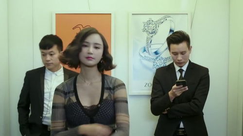  热播短剧，开局被赶出家门，美女总裁老婆她后悔了，在线免费观看全集，总裁夫人悔过记，被赶出家门的男人--第1张