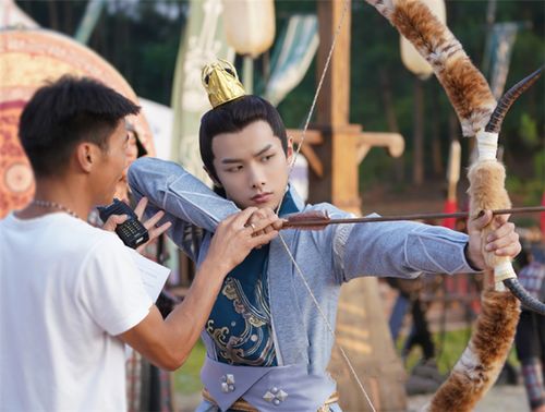  少将大人轻轻宠，热播短剧，免费在线观看全集，少将大人轻轻宠，热播短剧免费在线全集观看--第1张