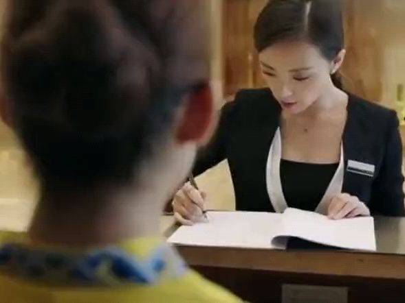  下山后美女总裁爱上我，热播短剧在线免费观看全集--第1张