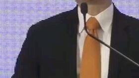  热播短剧闻先生的马甲又掉了在线免费观看全集--第1张