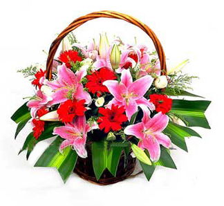  附近花店订花篮，浪漫与惊喜的完美结合，附近花店订花篮，浪漫与惊喜的完美结合的花艺体验--第1张