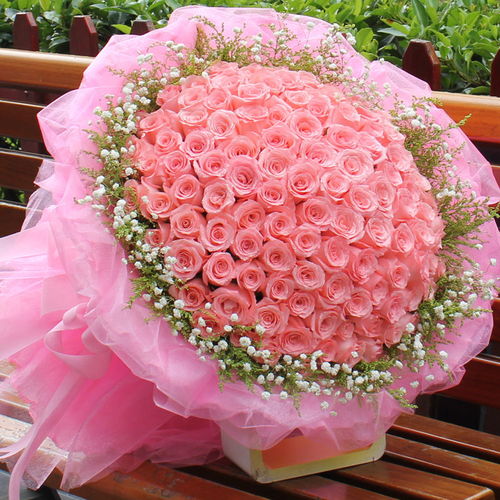  情人节鲜花花束，情人节浪漫鲜花花束，让爱情绽放得更美丽--第1张