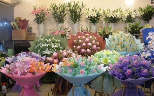 西安西郊鲜花店，鲜花的美丽与温馨的源泉，西安西郊鲜花店的美丽与温馨源泉，鲜花的魅力与情感寄托--第1张