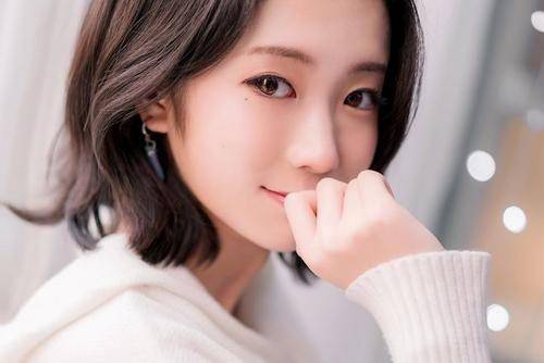  弃婚后高冷女总裁攀我高枝免费全集，离婚后，高冷女总裁攀上了我的高枝--第1张