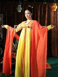  热播短剧贵妃娘娘性别男免费全集，男扮女装的宫廷贵妃--第1张